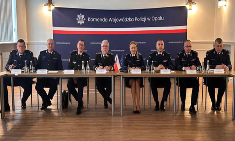 spotkanie w komendzie